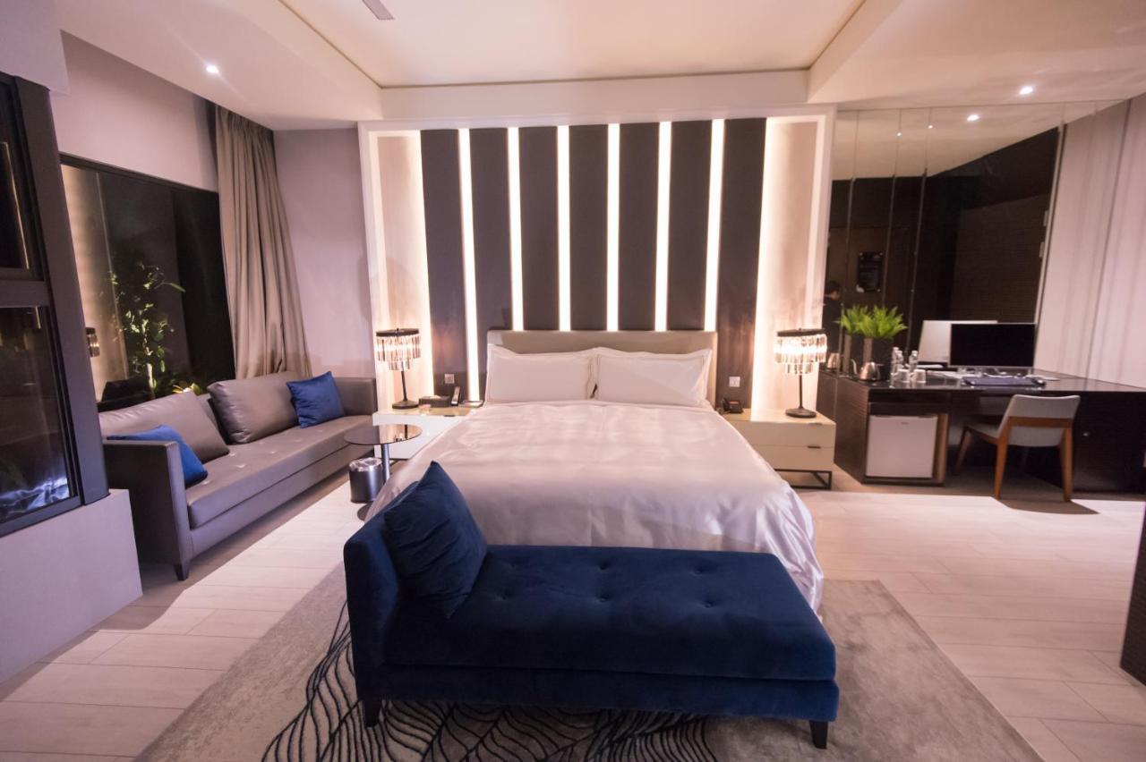 J Moon Villa Motel Taipei Eksteriør bilde