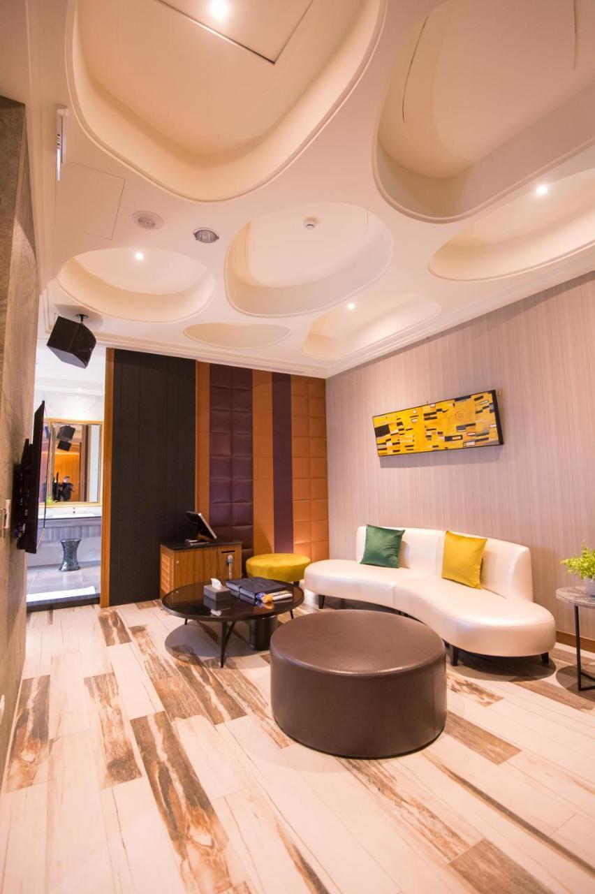 J Moon Villa Motel Taipei Eksteriør bilde
