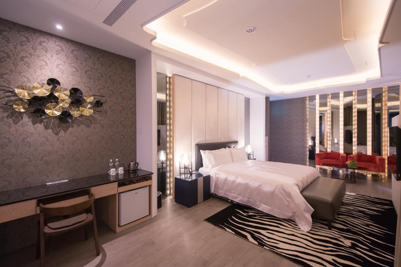 J Moon Villa Motel Taipei Eksteriør bilde